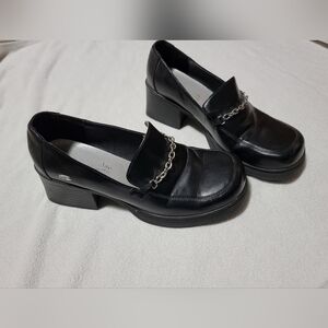 Skechers Black Loafers with Heal & Chain Detail